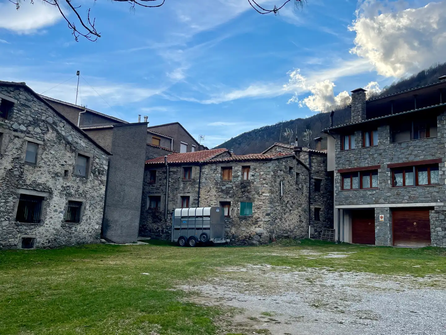 Vista exterior de Finca rústica en venta en Setcases con Calefacción, Amueblado y Horno