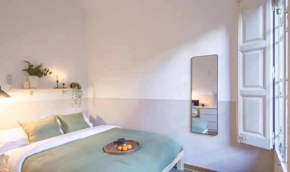 Dormitori de Apartament per a compartir en  Palma de Mallorca amb Moblat, Forn i Rentadora
