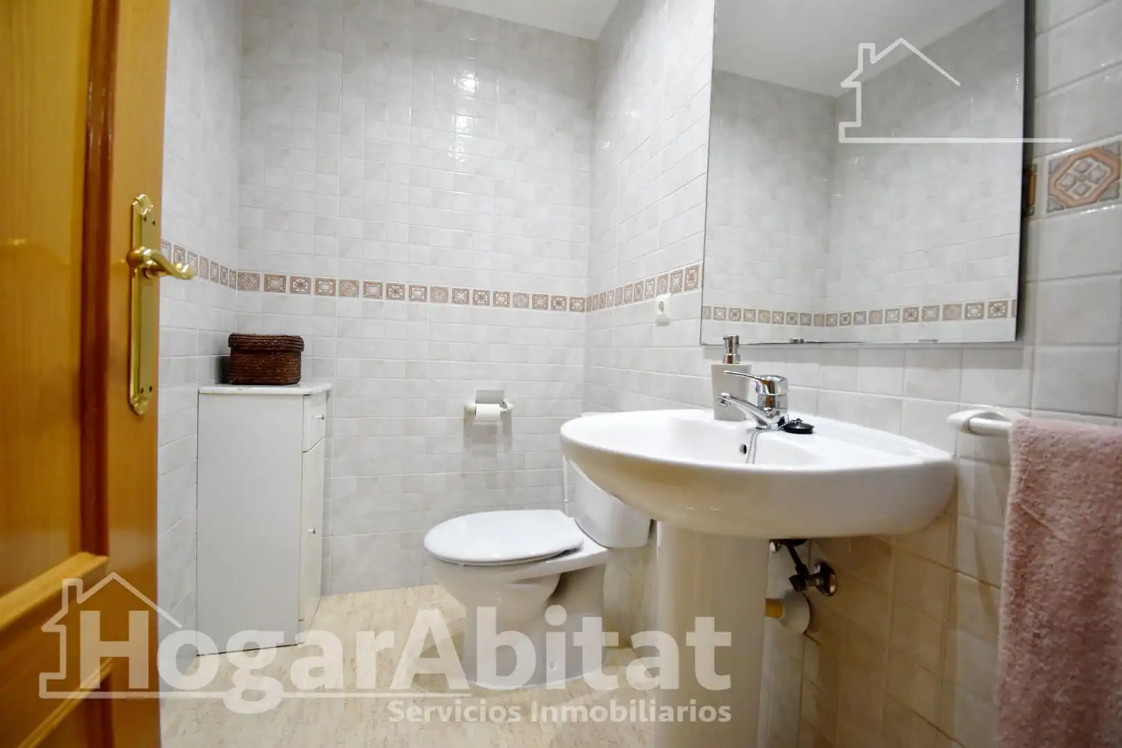 Baño de Casa adosada en venta en El Real de Gandia con Aire acondicionado, Terraza y Trastero