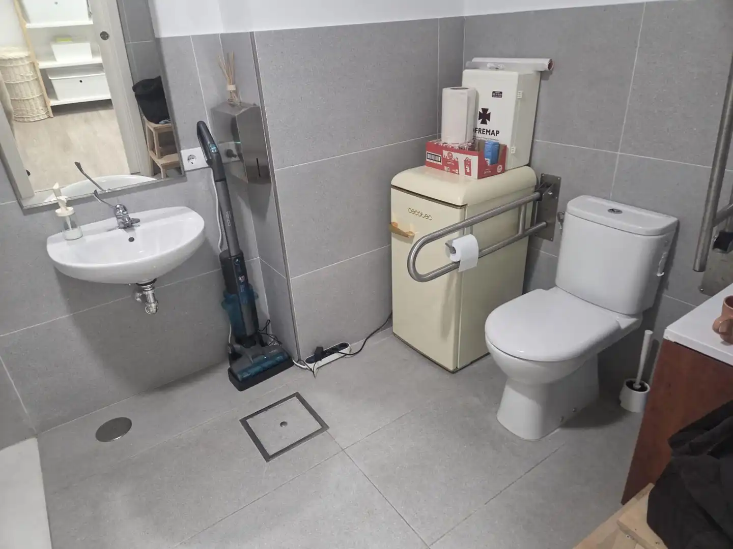 Baño de Local en venta en Cádiz