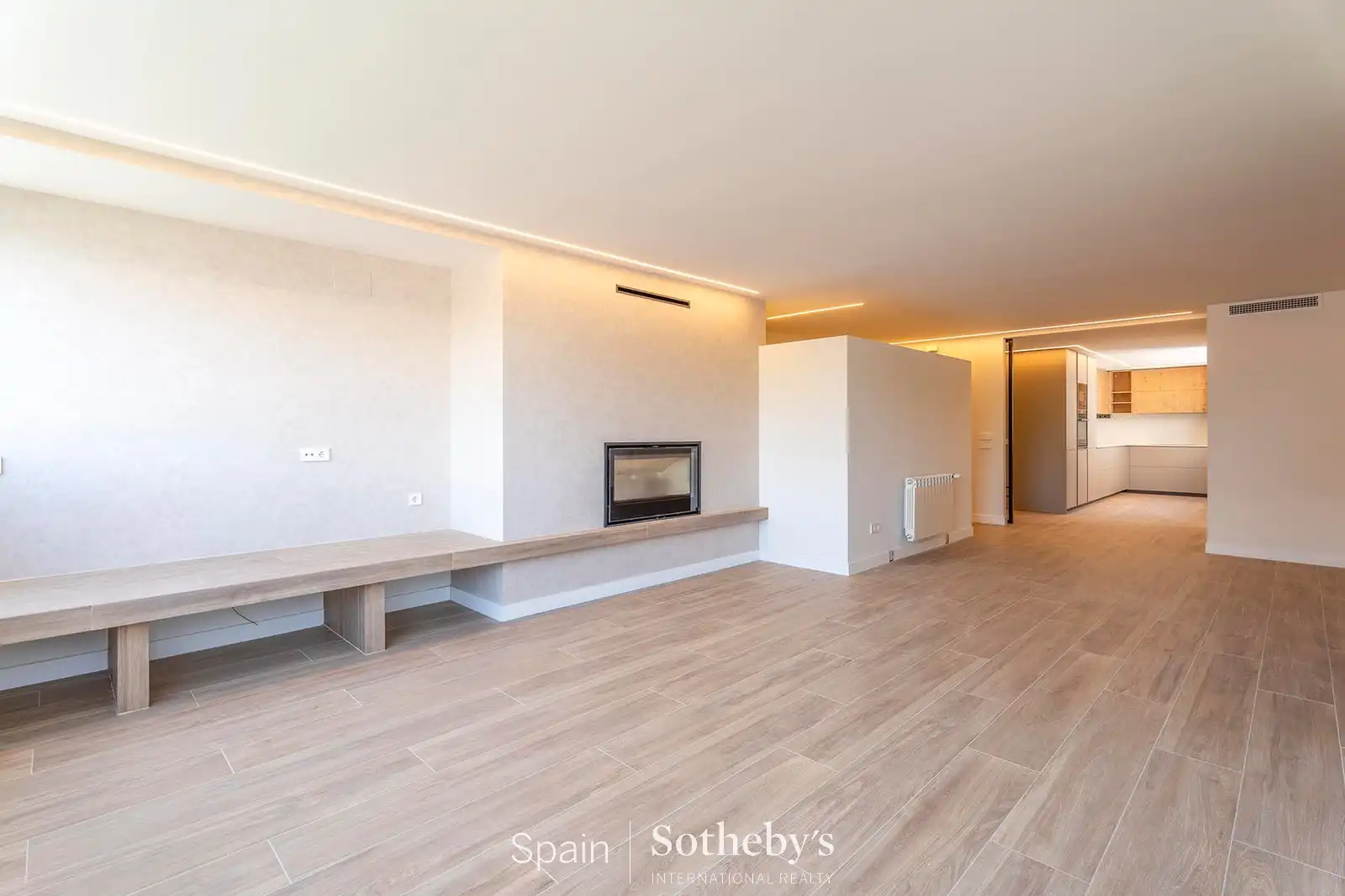 Apartamento con piscina en alquiler en Calle de la Infanta María Teresa, imagen 26