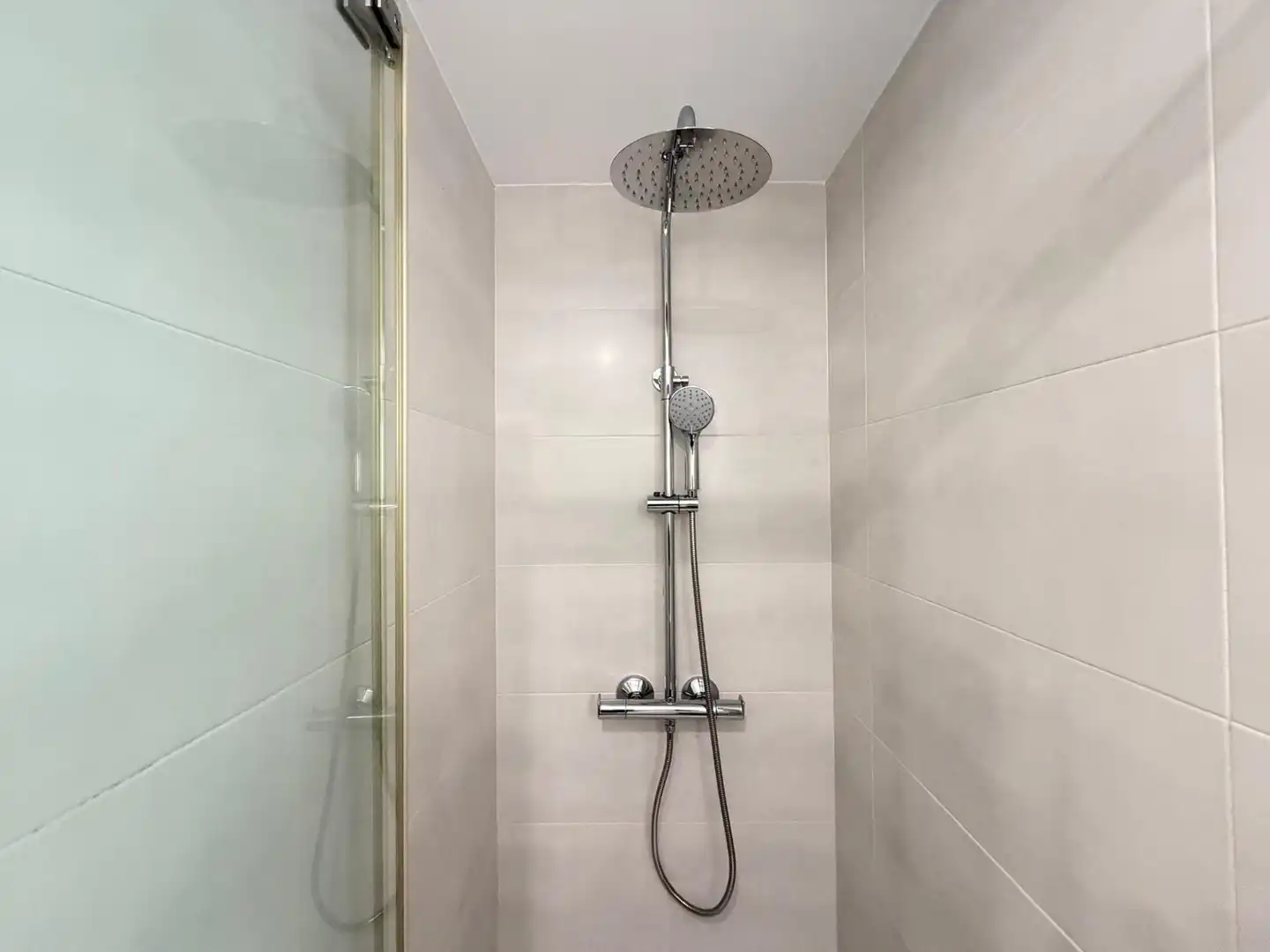 Baño de Ático en venta en Torrevieja con Aire acondicionado, Calefacción y Amueblado
