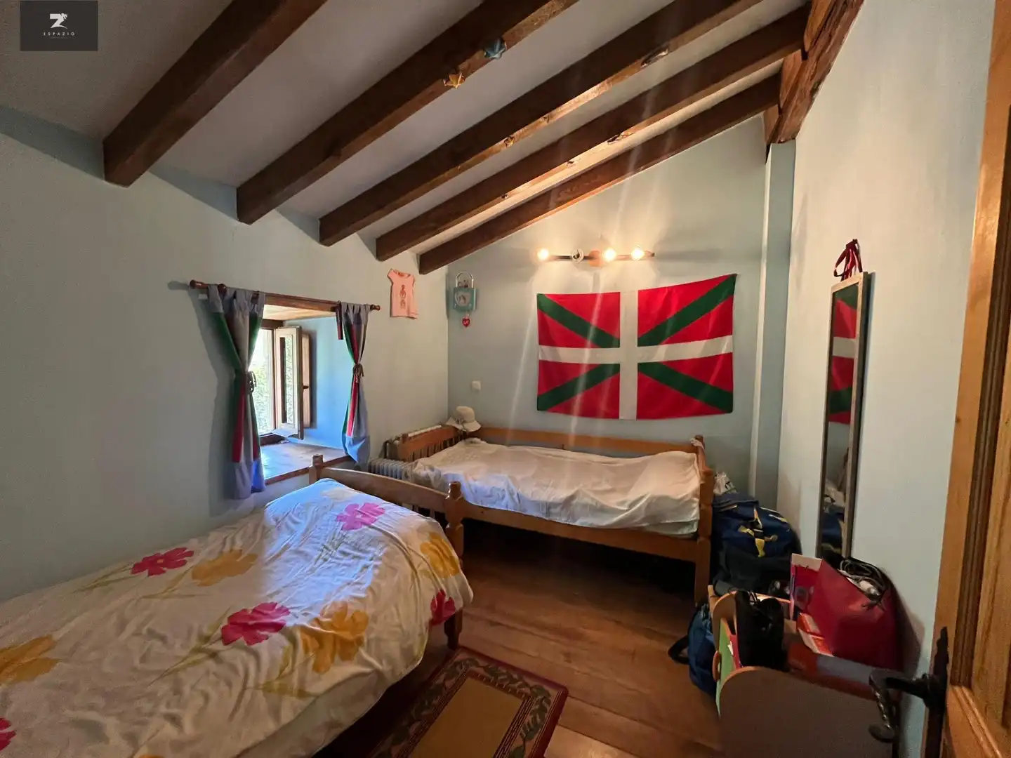 Habitación de Finca rústica en venta en Vega de Pas con Jardín privado y Terraza