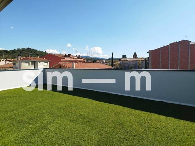 Dúplex en Alquiler en Calle Marquesos de Vilallonga, 11 en Sant Julià de Vilatorta