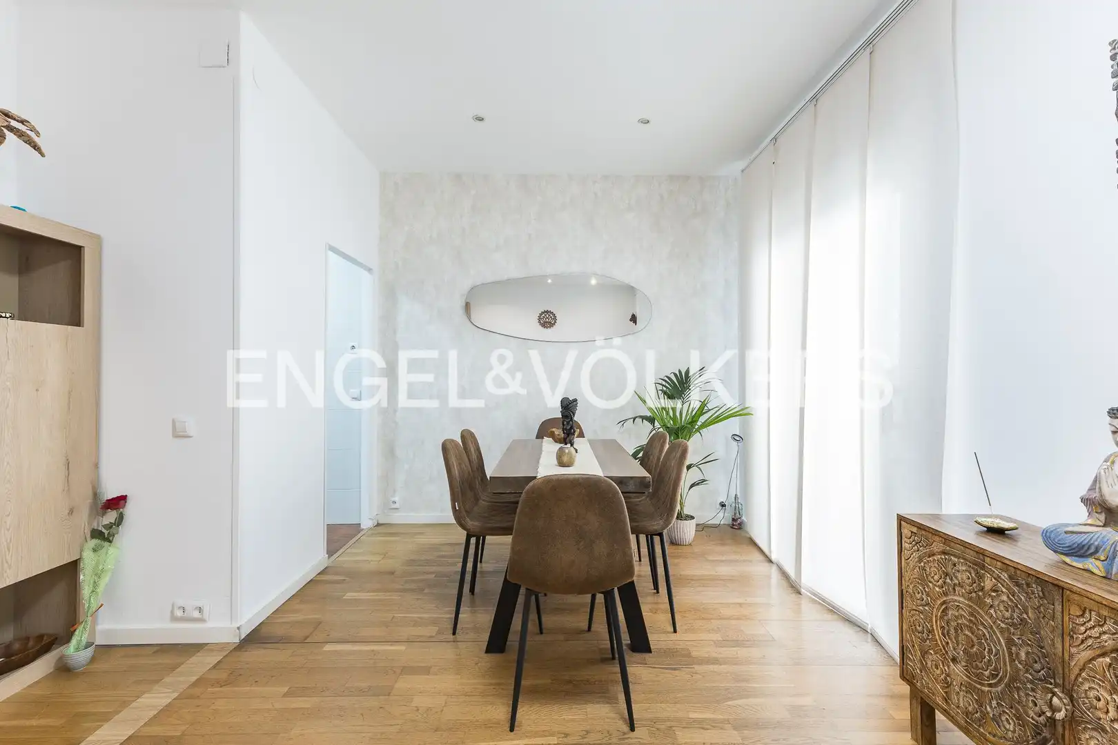 Comedor de Piso en venta en Barcelona con Aire acondicionado, Calefacción y Balcón