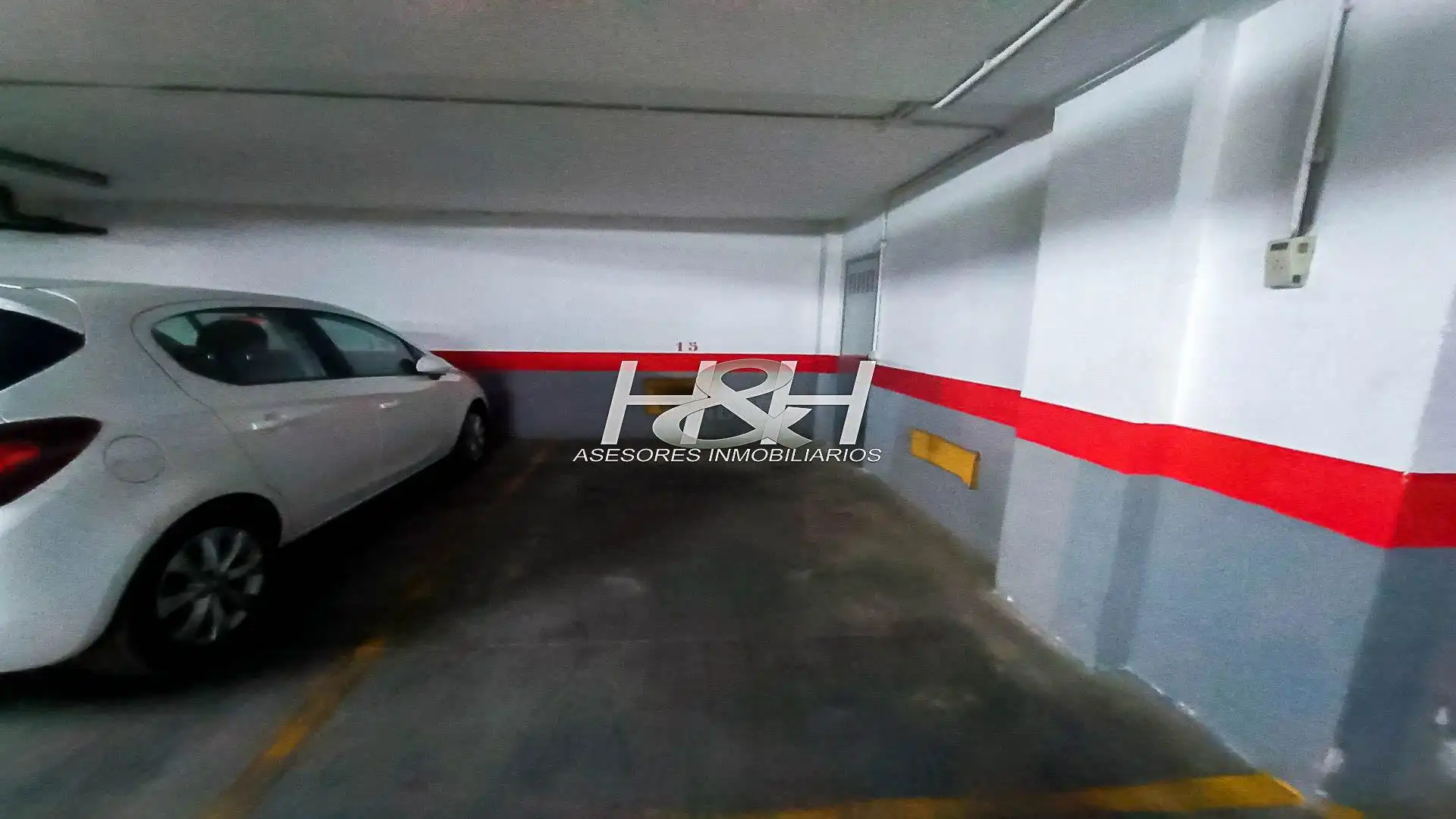 Parkplatz von Garage zur Miete in Quart de Poblet
