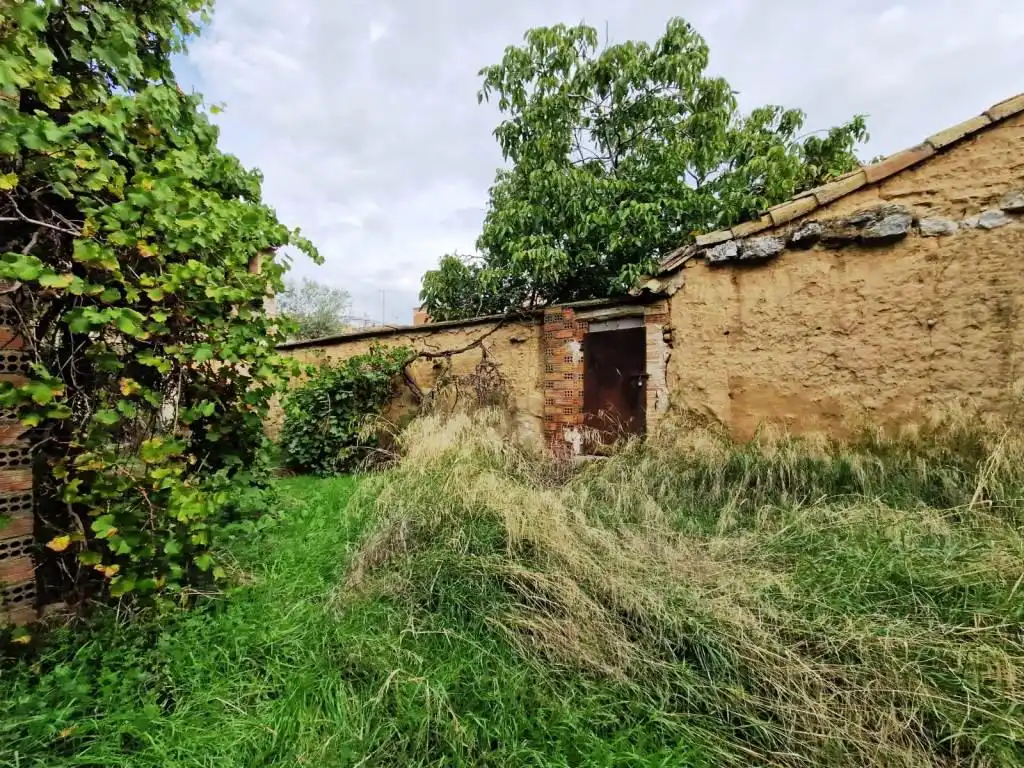 Houses for sale in Alcampell  with Private garden, Terrace and Storage room