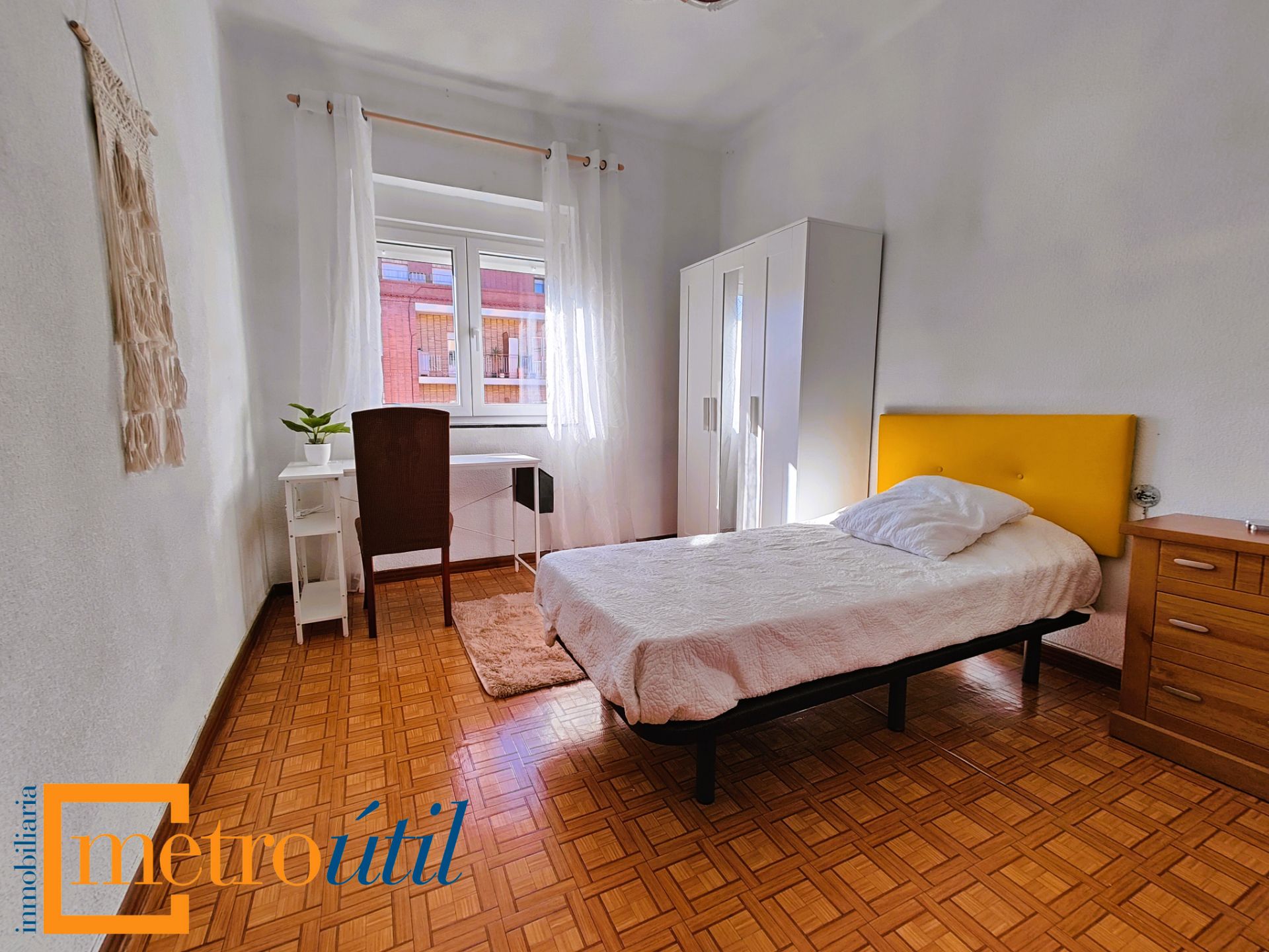 Bedroom of Flat to rent in Salamanca Capital  with Heating and Furnished