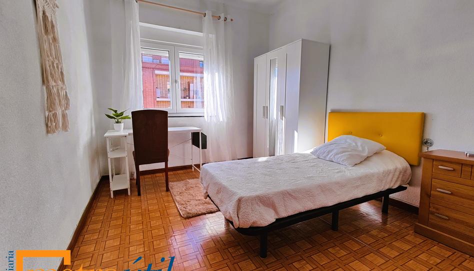 Foto 1 de Pis de lloguer a Avenida de Filiberto Villalobos, San Bernardo, Salamanca