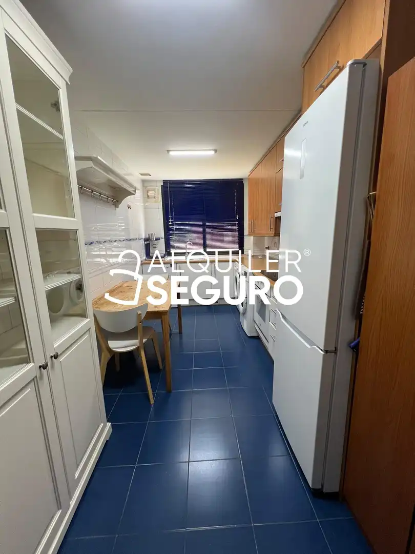 Kitchen of Flat for rent in Tres Cantos  with Air Conditioner, Heating and Swimming Pool