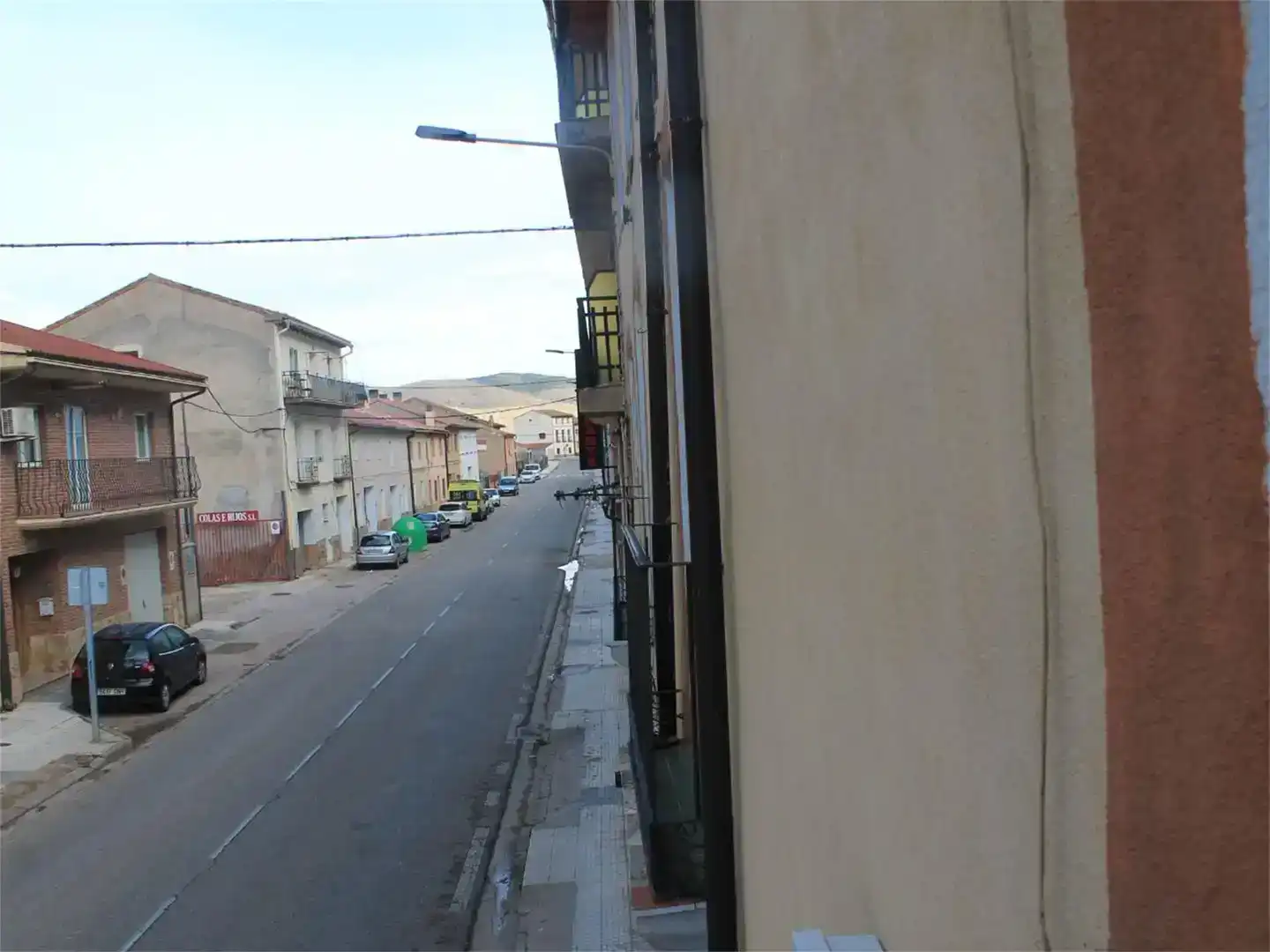 Vista exterior de Casa adosada en venda en Alhama de Aragón amb Traster i Balcó