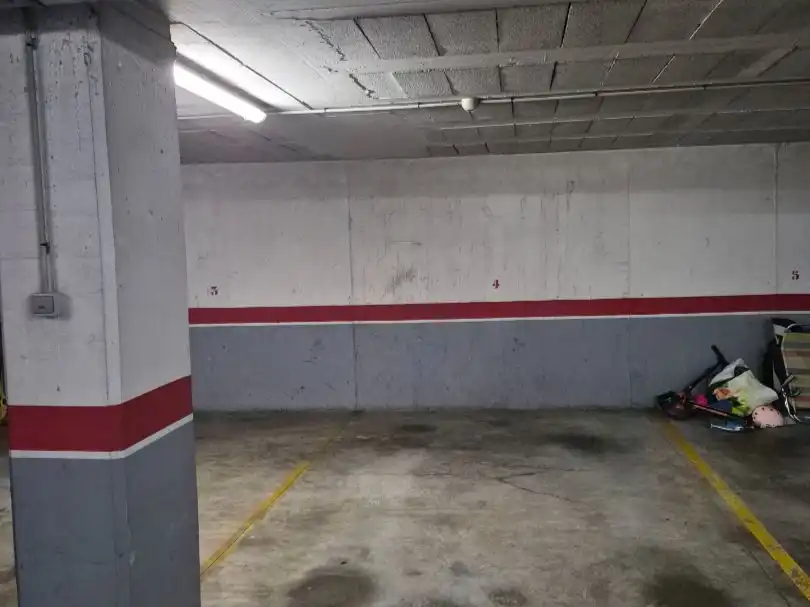 Aparcament de Pis en venda en Vigo 