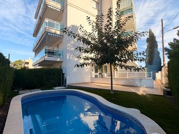 Attique avec balcon à vendre à Carrer dels Muntanyals 2