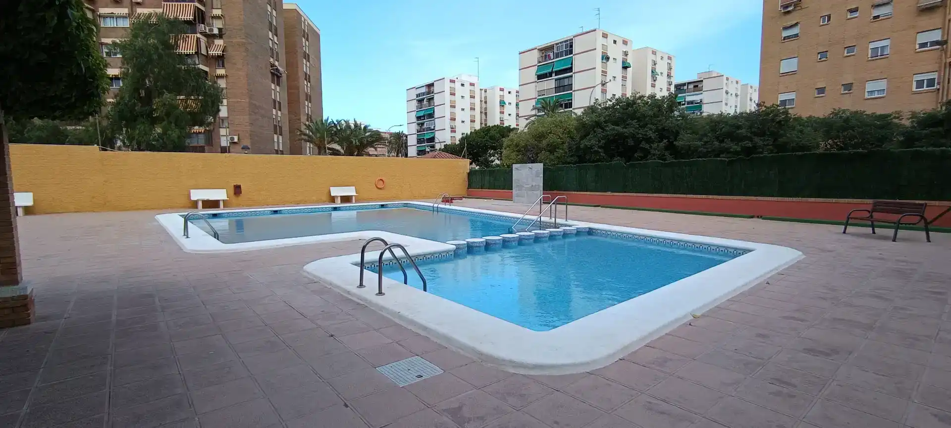 Piscina de Pis en venda en Alicante / Alacant amb Piscina i Balcó