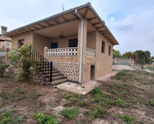 Außenansicht von Country house zum verkauf in Susinos del Páramo mit Terrasse