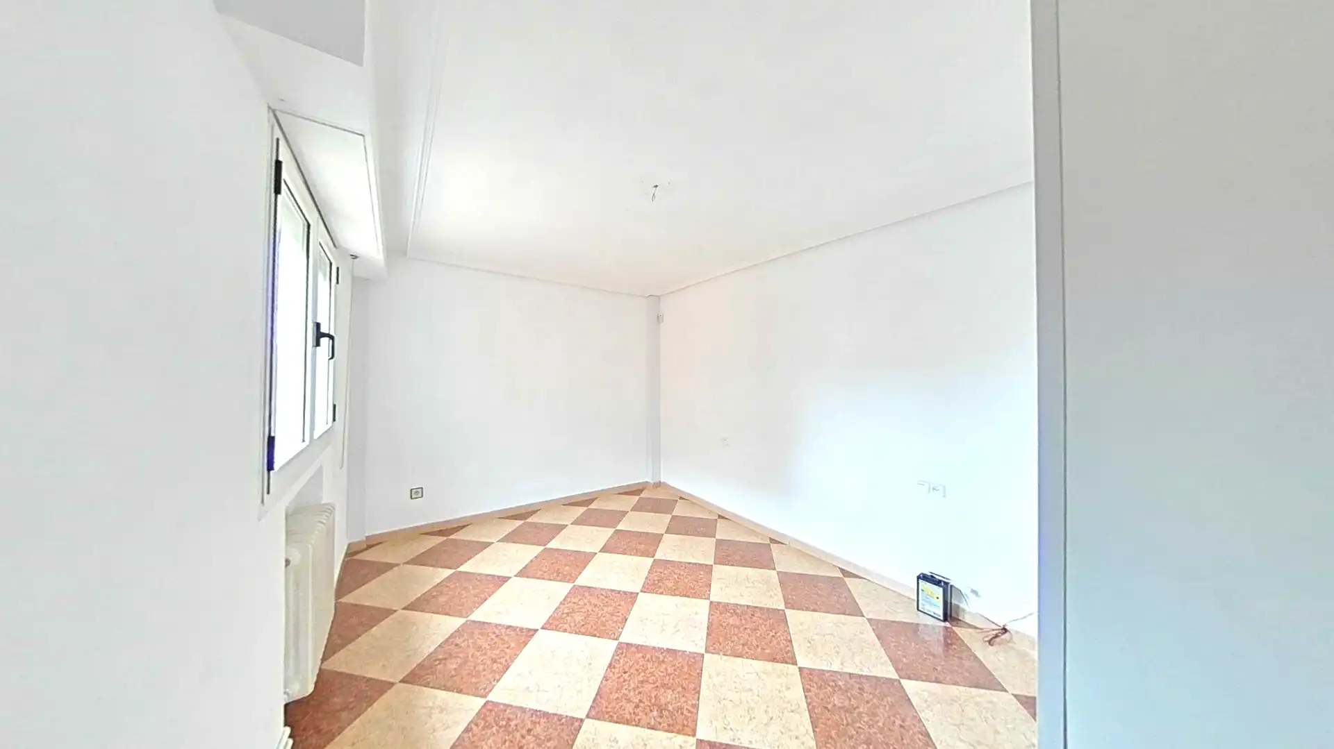 Schlafzimmer von Wohnung zum Verkauf in Bembibre mit Heizung und Balkon
