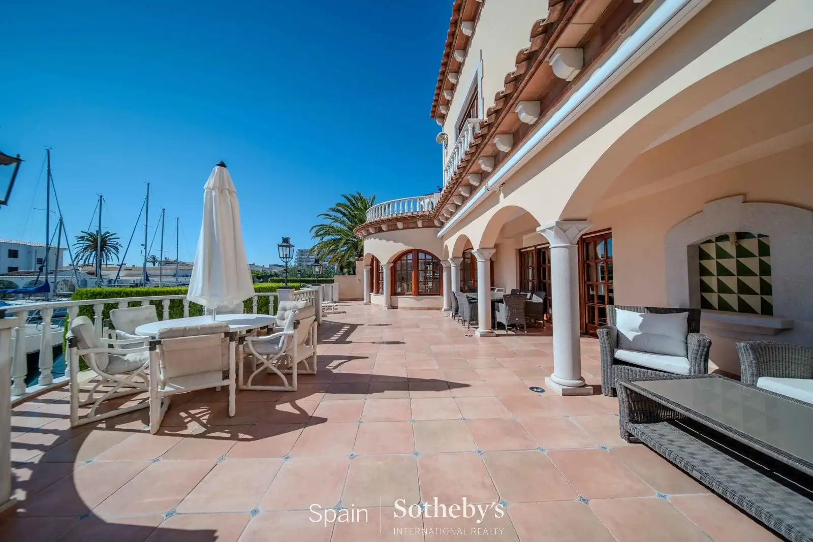 Terrace of Houses for sale in Empuriabrava  with Air Conditioner, Heating and Private garden