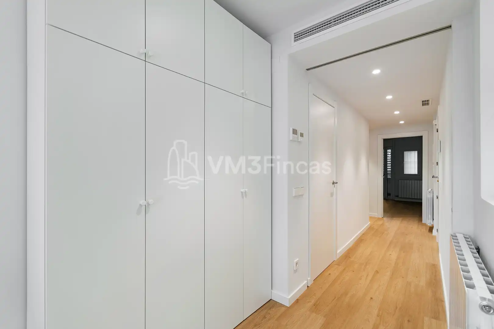 Wohnung zur Miete in Barcelona mit Klimaanlage, Heizung und Terrasse