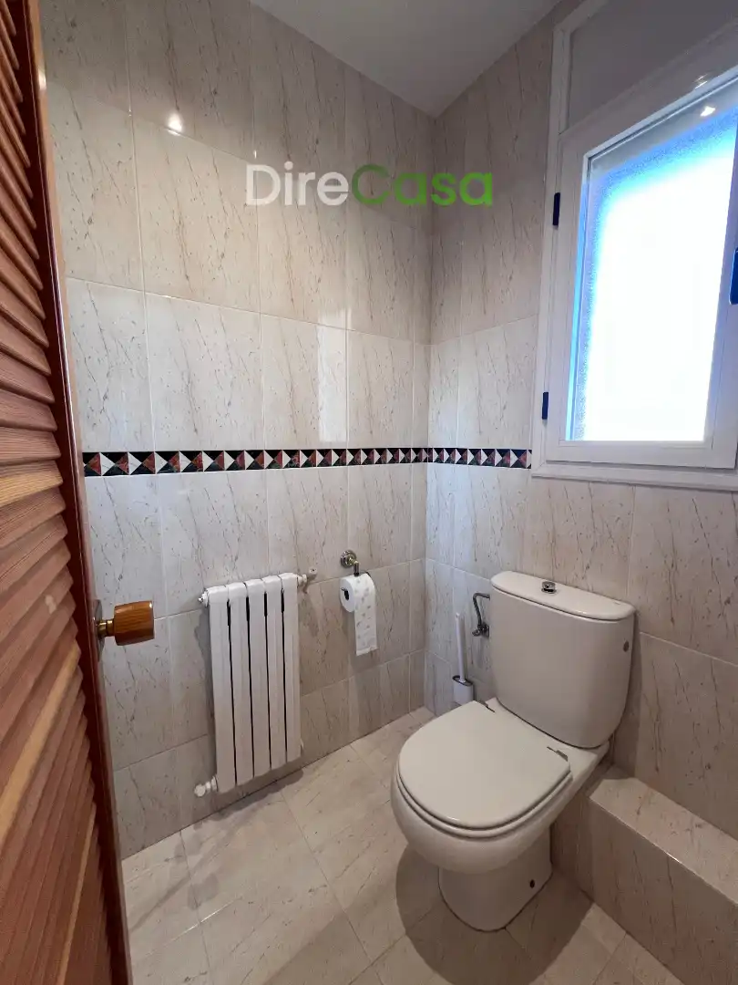 Baño de Casa o chalet en venta en Móra d'Ebre con Aire acondicionado, Calefacción y Jardín privado