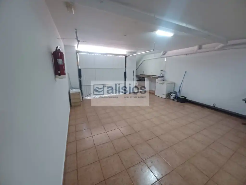 Casa adosada en venta en San Isidro