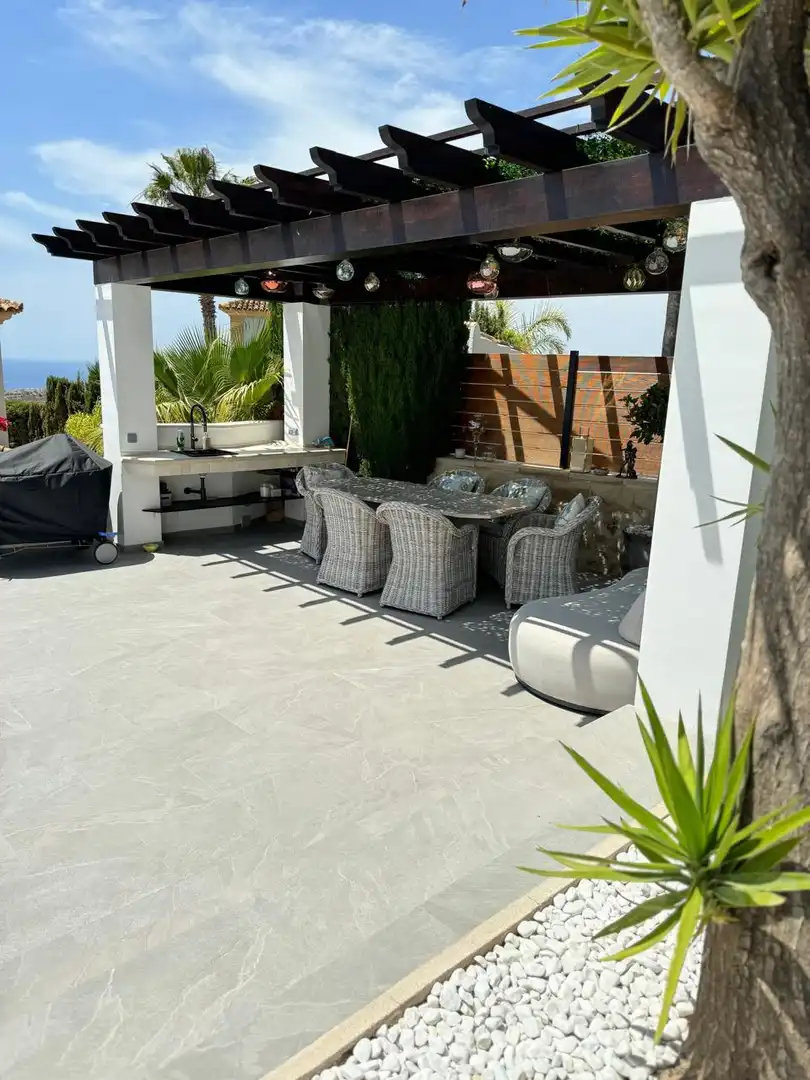Villa mit Terrasse zum Verkauf in Golf Bahía, imagen 27