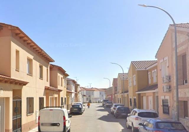 Casa adosada en Venta en Severo Ochoa en Quintanar de la Orden