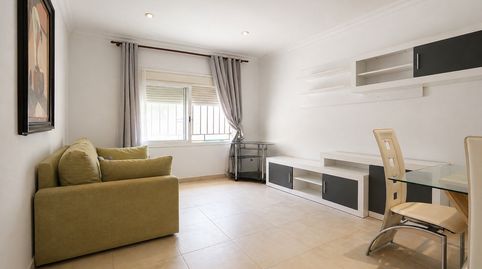 Foto 2 de Piso en venta en Plaça Josep Maria Folch I Torres, Mestral, Reus