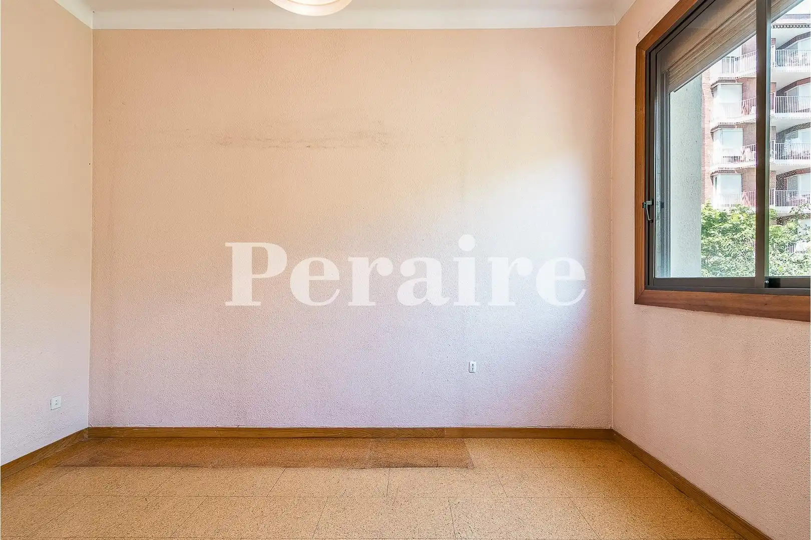 Schlafzimmer von Wohnung zum Verkauf in Barcelona mit Klimaanlage, Heizung und Parkett
