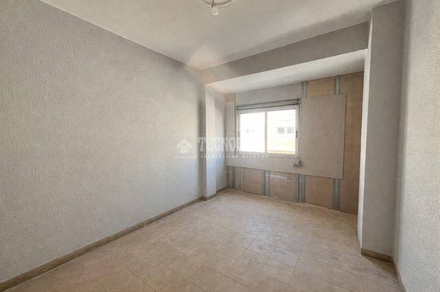 Piso en Venta en Calle Sta. Rosa en La Granja