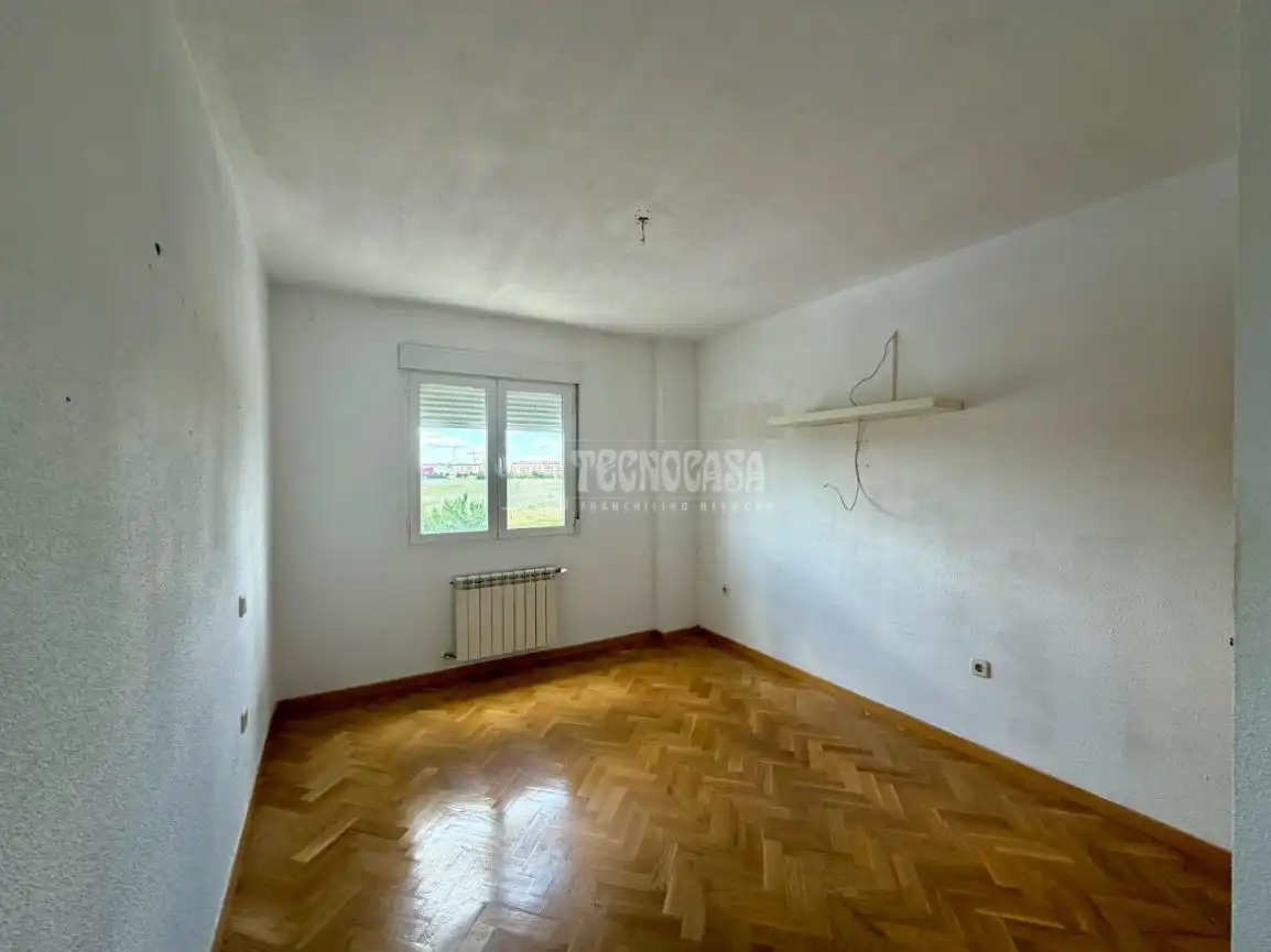 Bedroom of Detached homes for sale in Azuqueca de Henares