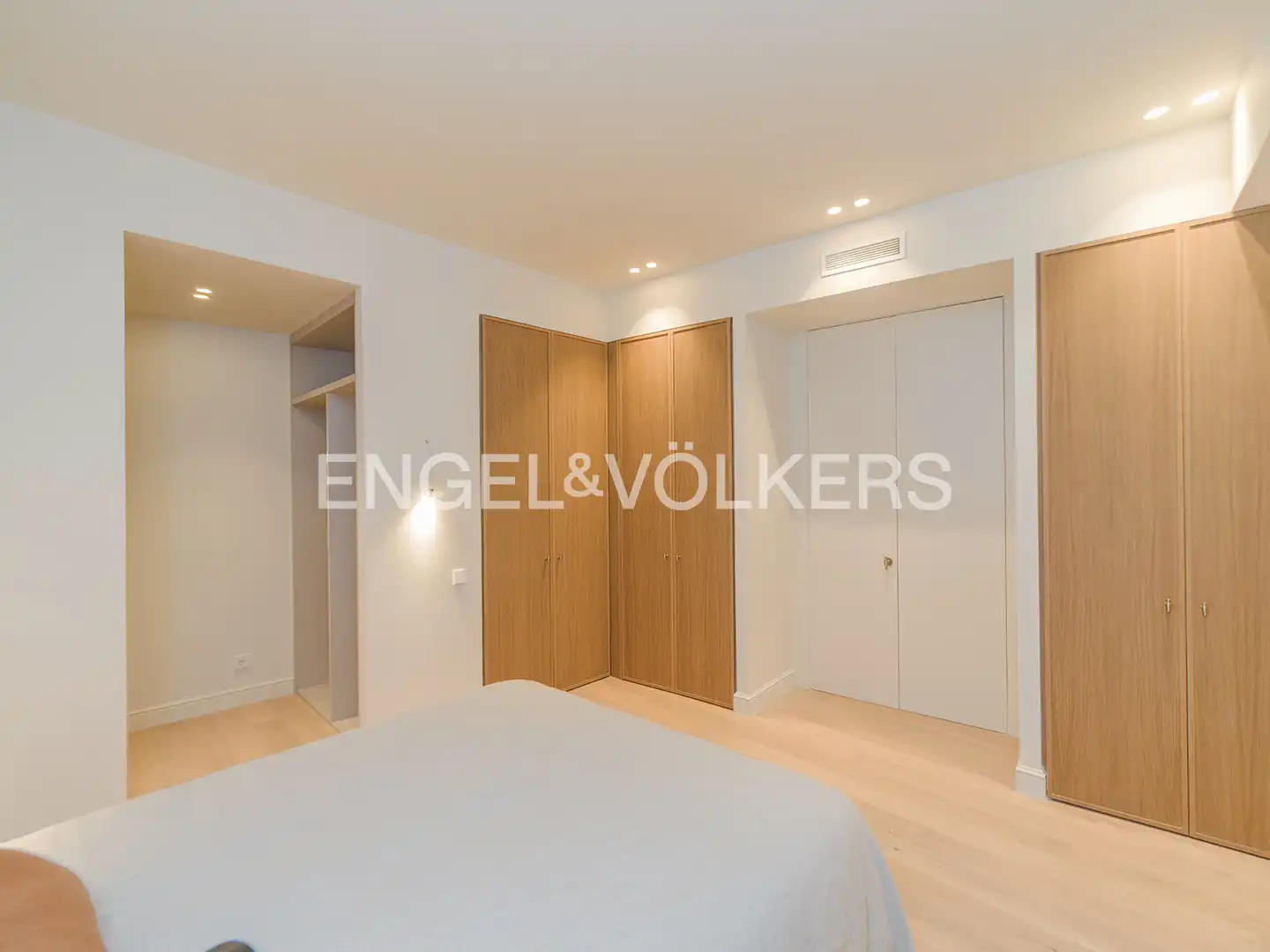Bedroom of Flat for sale in Alicante / Alacant  with Air Conditioner, Heating and Balcony