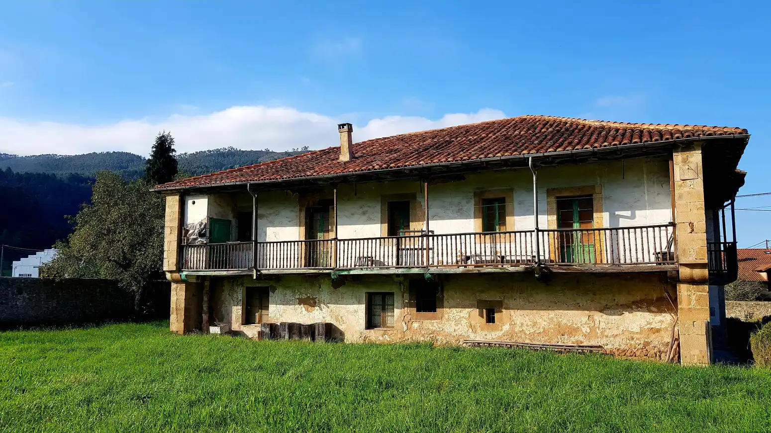 Haus mit Garten zum Verkauf in Barros - Barrio Barros 203, imagen 5