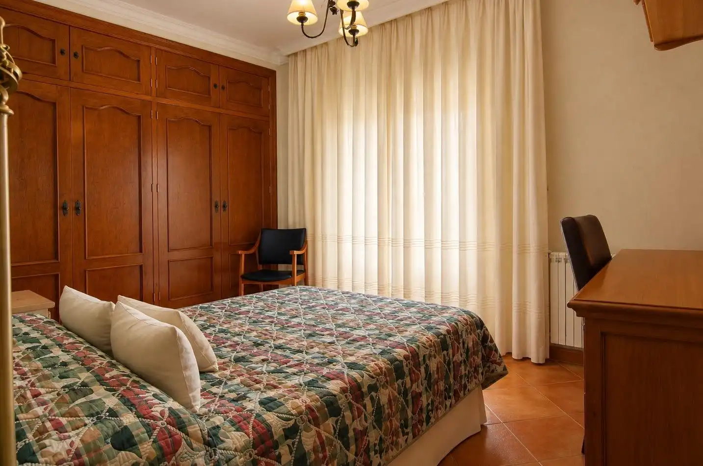 Bedroom of Houses for sale in Coín, Málaga
