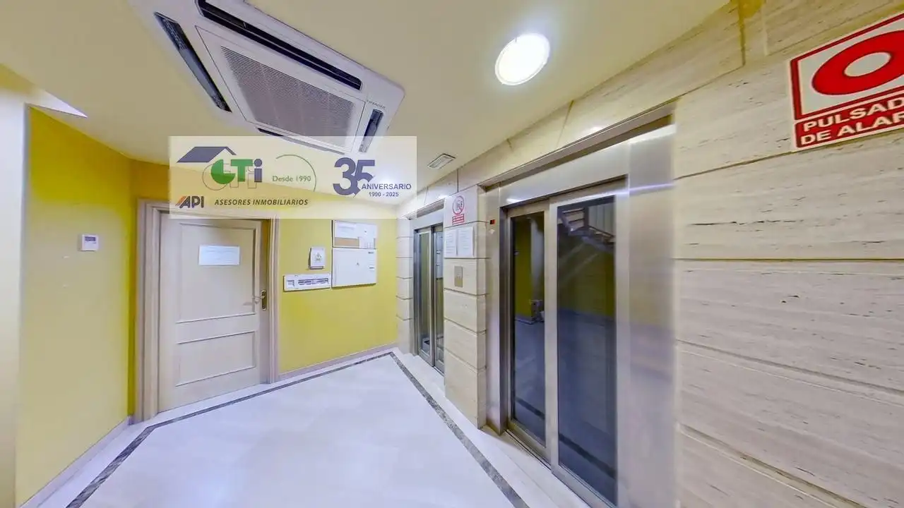 Office space to rent in CALLE ALFONSO, imagen 3