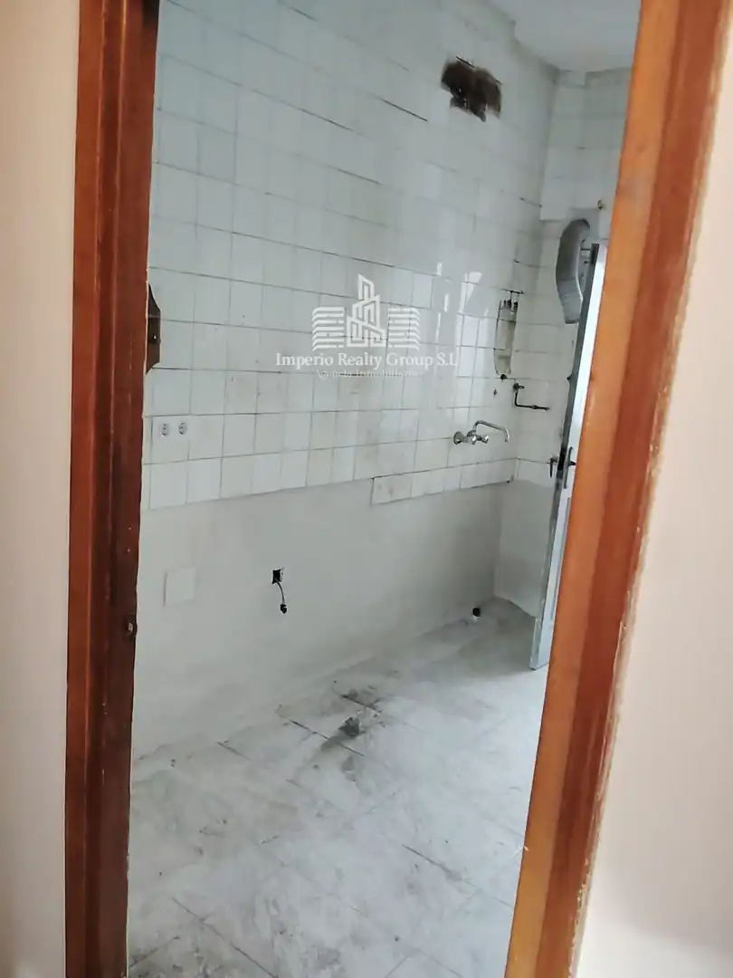 Bathroom of Flat for sale in Langreo