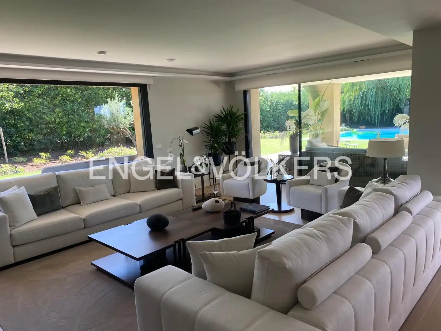 Living room of Houses for sale in Getxo   with Heating, Private garden and Parquet flooring