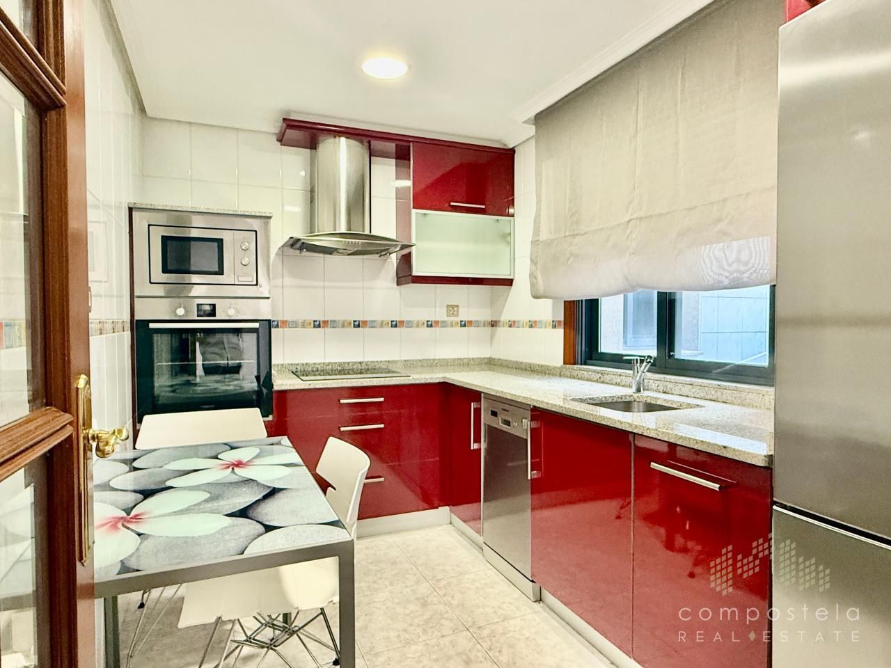 Cuina de Apartament de lloguer en Ames amb Calefacció, Traster i Moblat