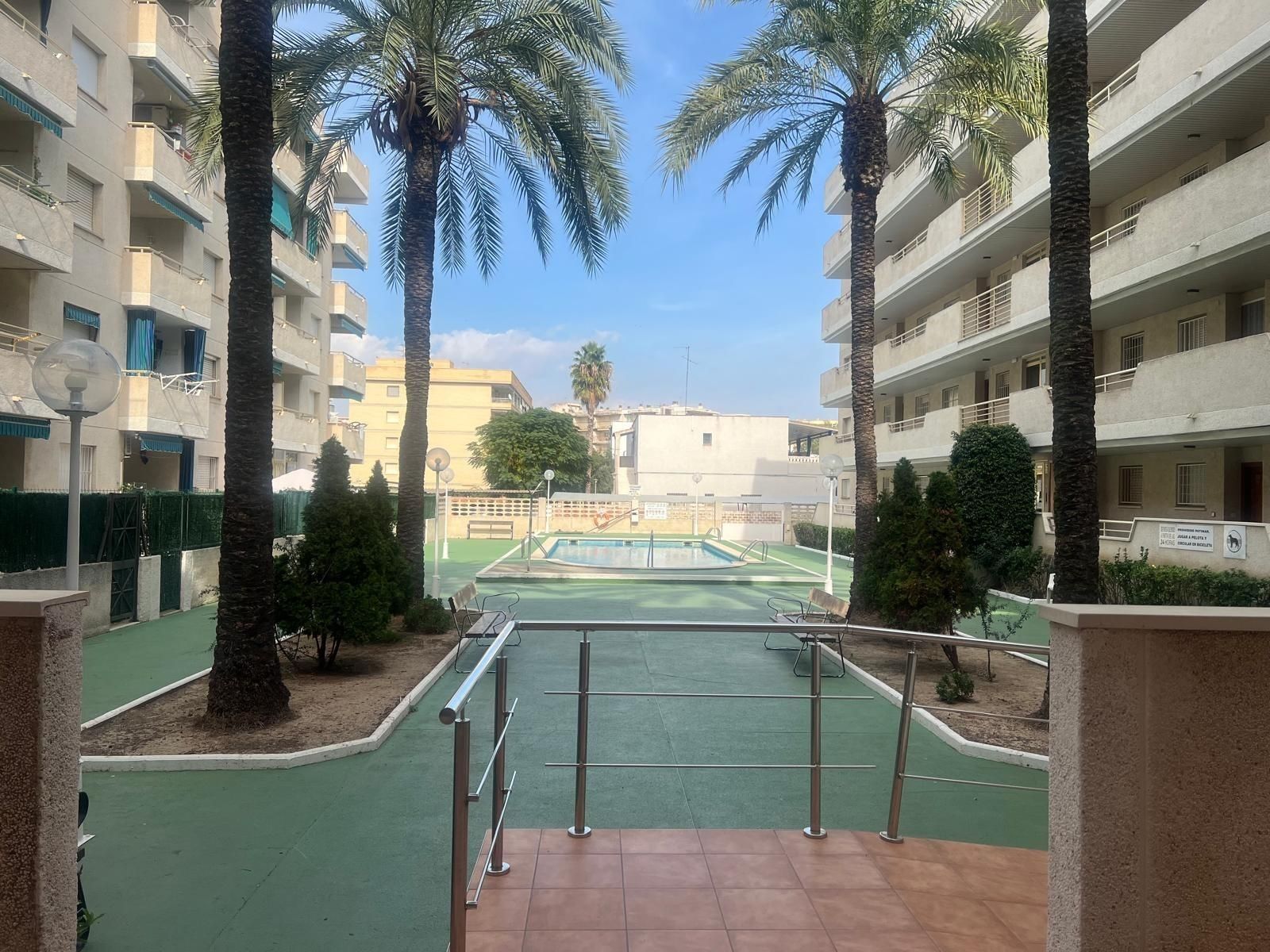 Swimming pool of Flat for sale in Vila-seca  with Air Conditioner, Heating and Terrace