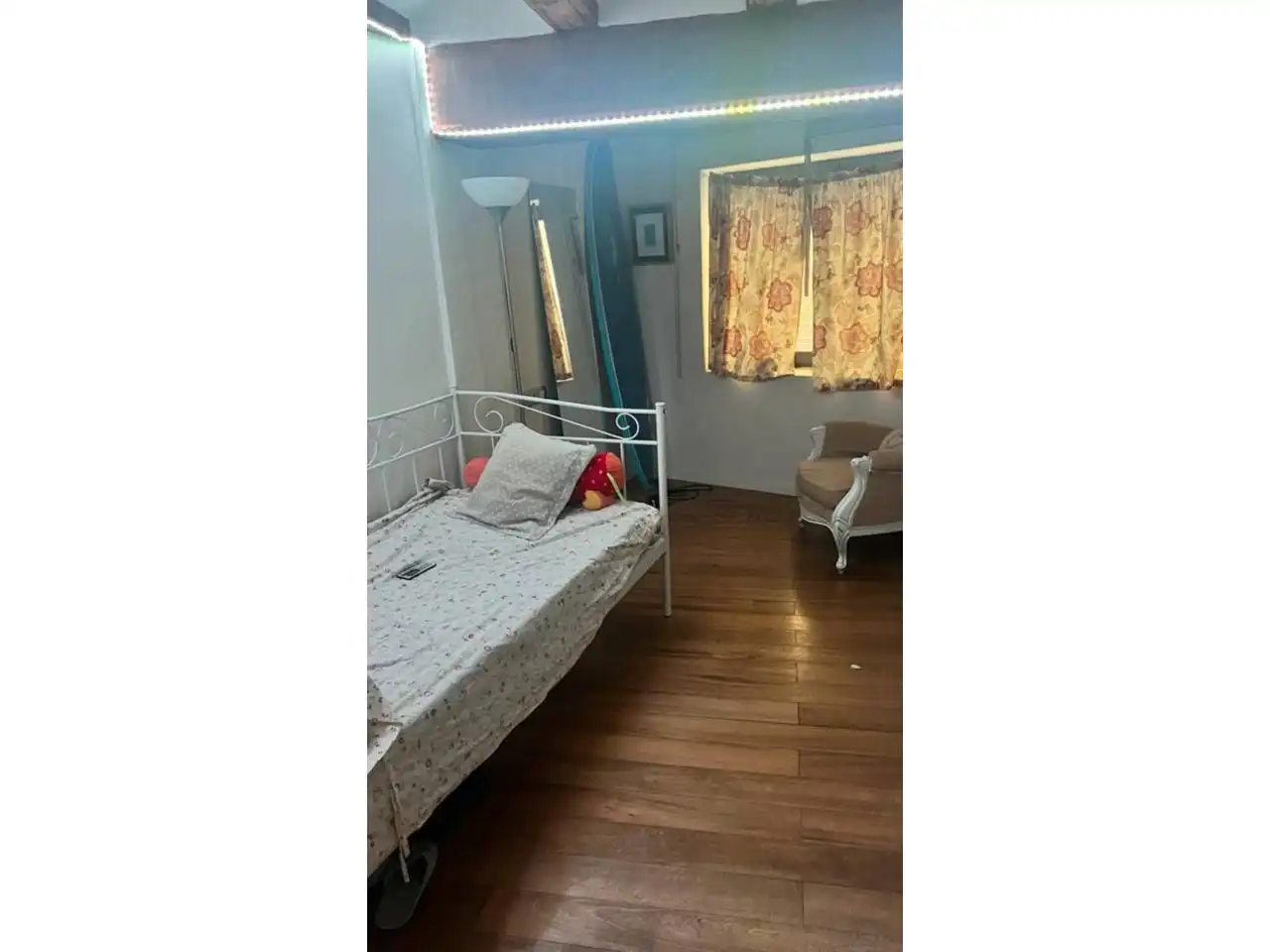 Habitación de Piso en venta en Valencia con Aire acondicionado, Jardín privado y Amueblado