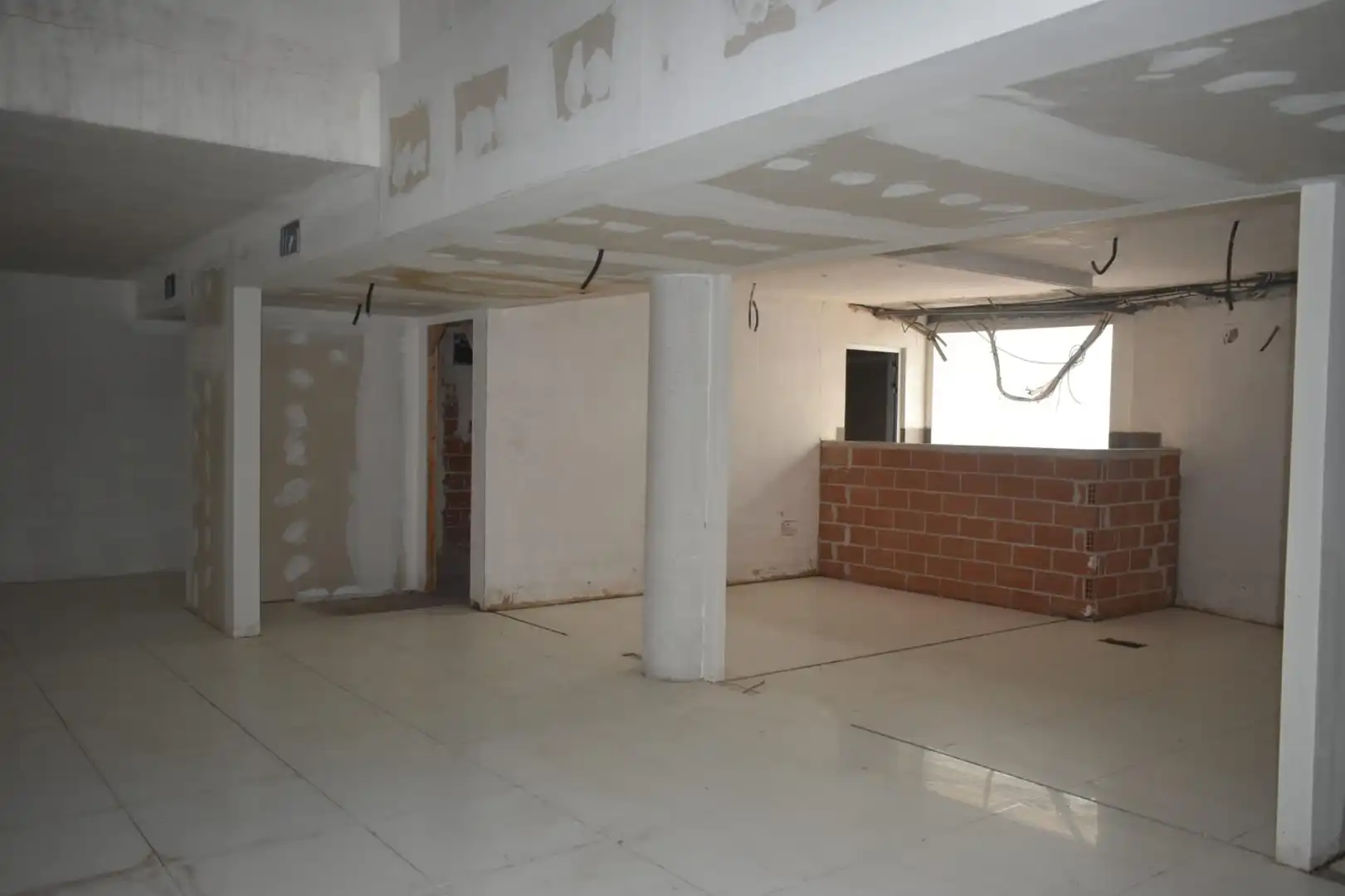 Local comercial en venda a Pego, imagen 2