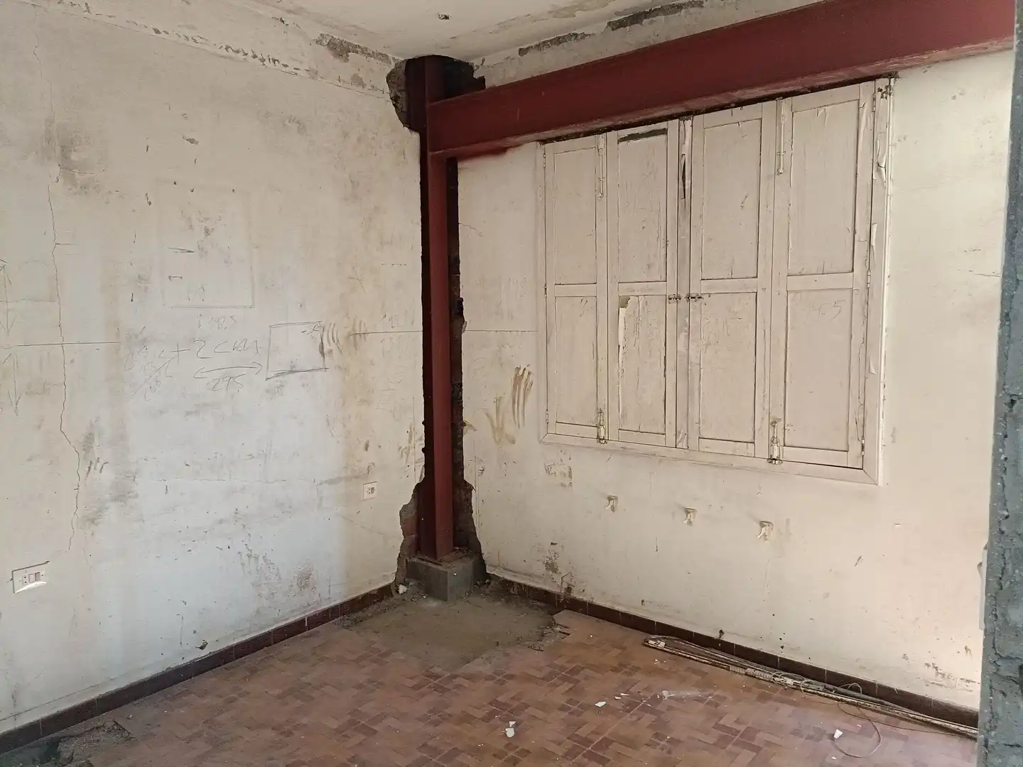 Casa o xalet en venda en Bergondo amb Jardí privat i Traster