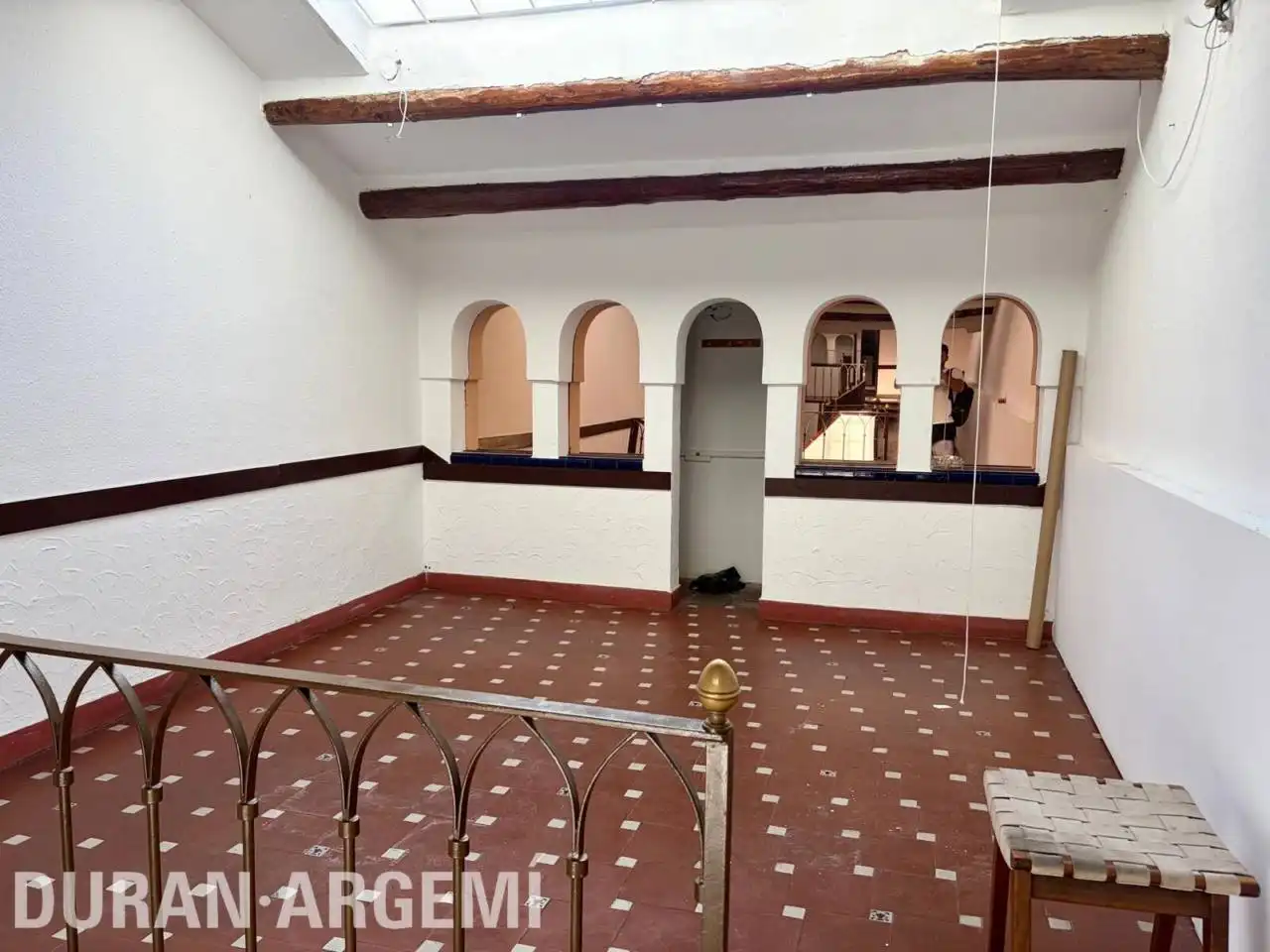 Gewerbefläche zum Verkauf in Calle Arquímedes