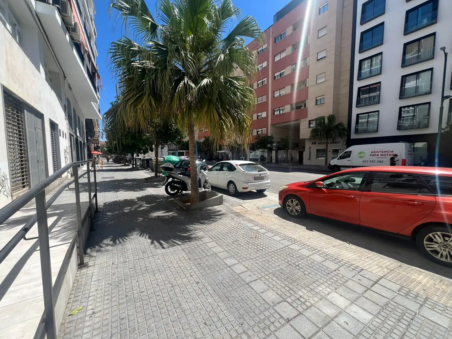 Vista exterior de Local en venta en Málaga