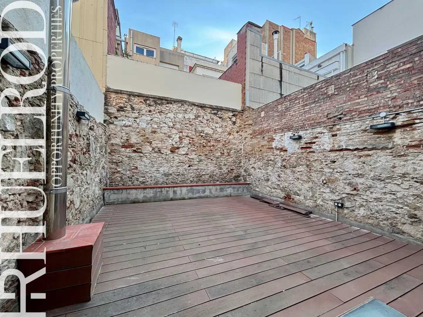 Terrace of Ground floor for sale in Badalona  with Air Conditioner, Heating and Parquet flooring