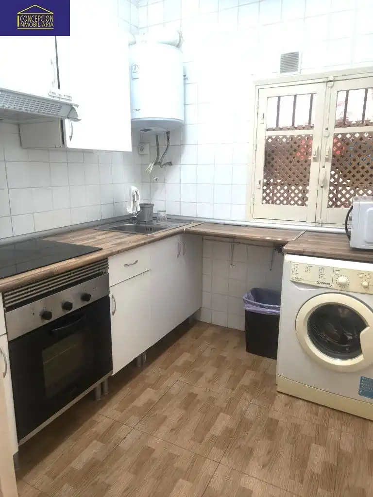 Küche von Wohnung zur Miete in Córdoba mit Klimaanlage, Heizung und Möbliert