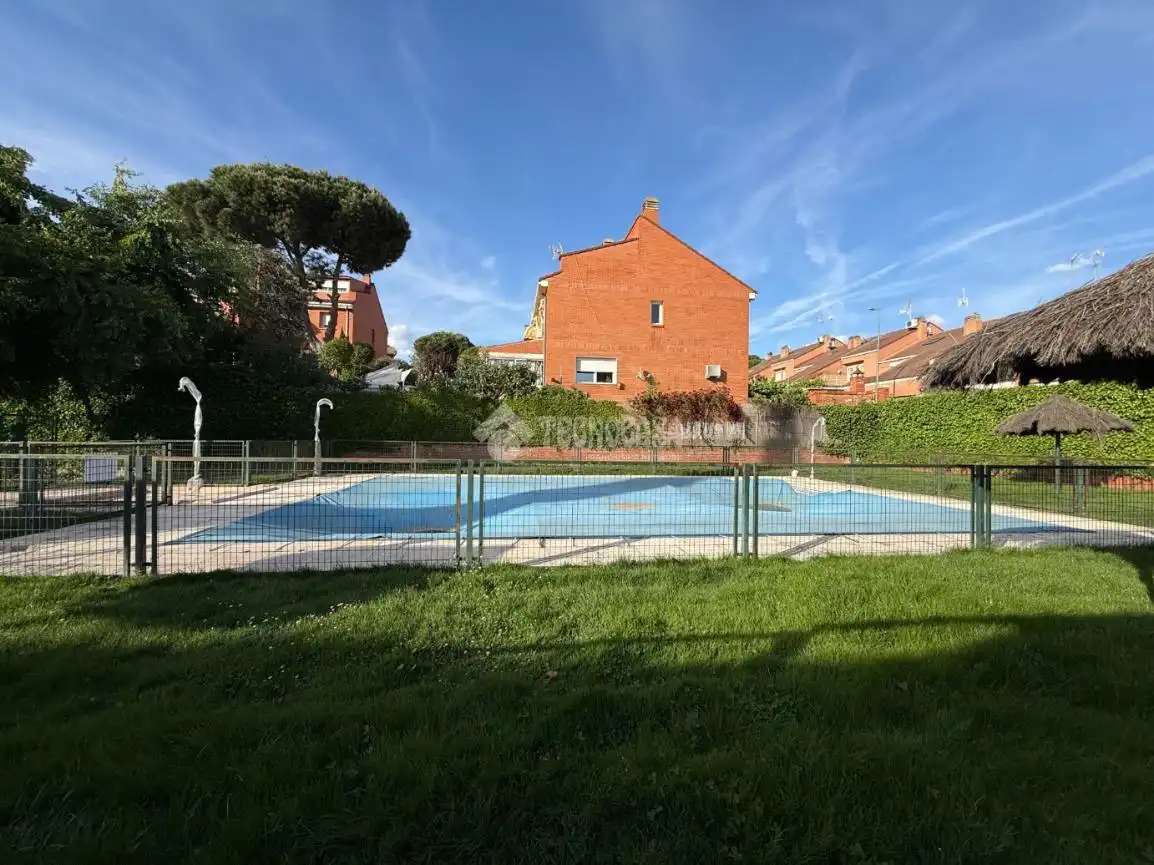 Jardín de Casa adosada en venta en Móstoles