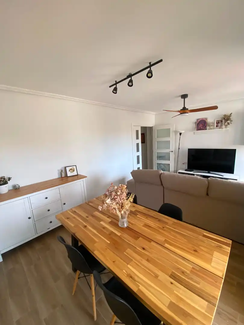 Comedor de Piso en venta en Castellón de la Plana / Castelló de la Plana con Aire acondicionado, Trastero y Balcón