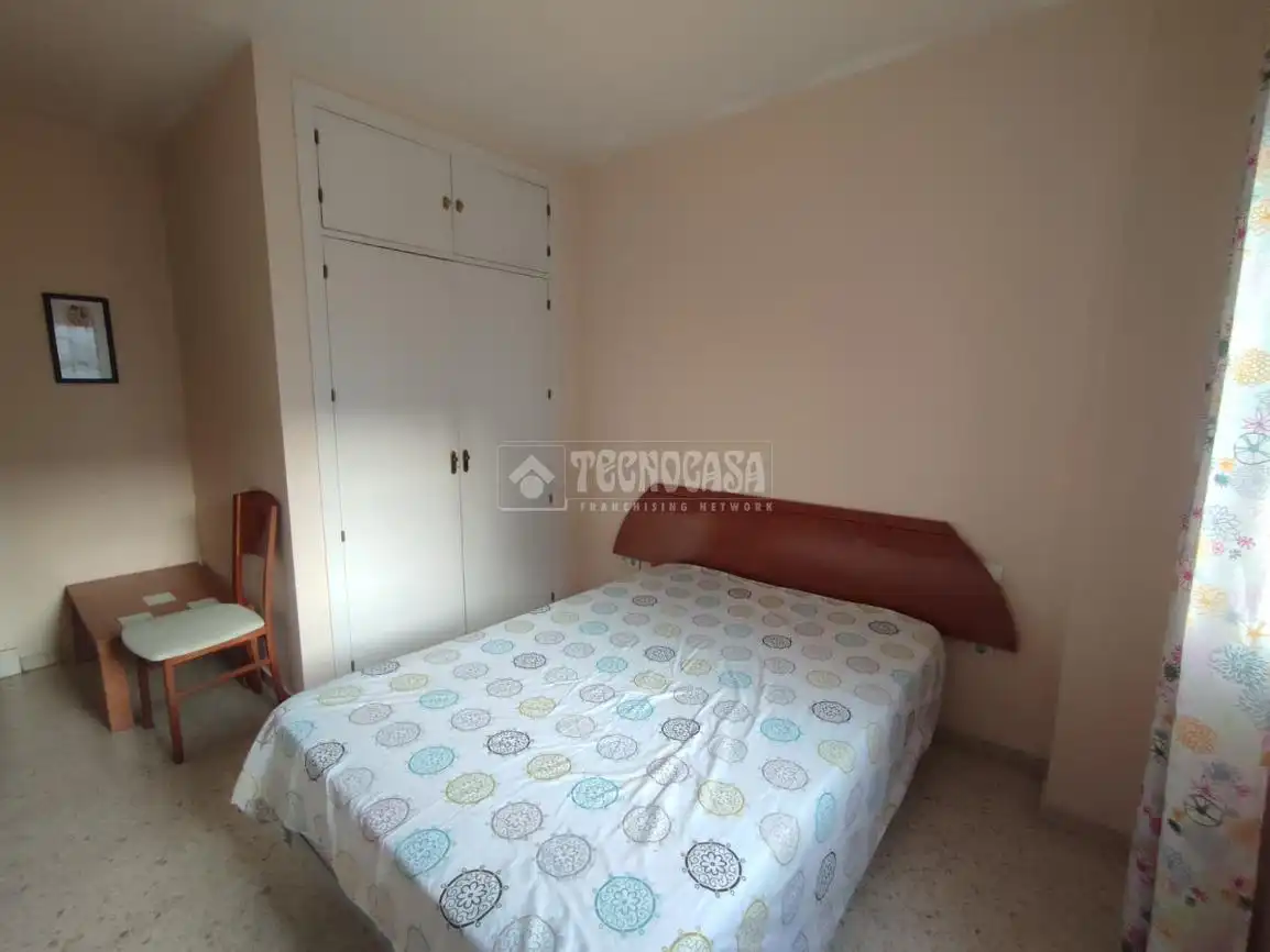Bedroom of Flat for sale in Sevilla  with Air Conditioner, Terrace and Furnished