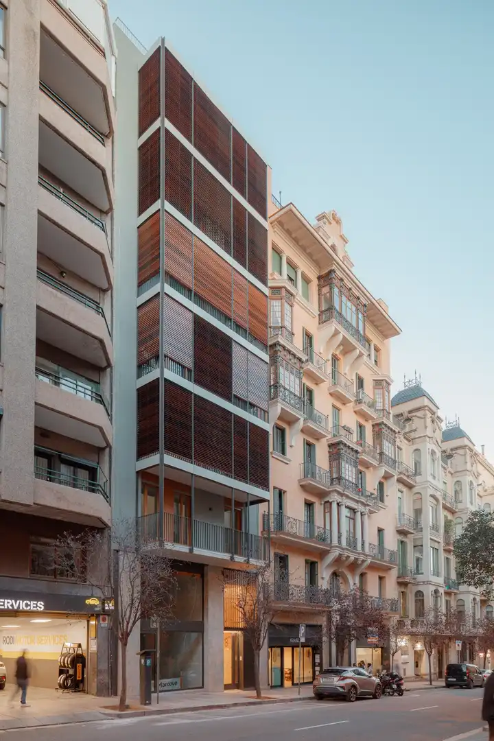 Vista exterior de Local de lloguer en Barcelona