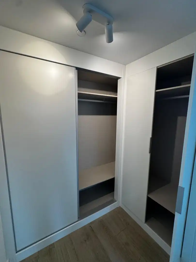 Dormitori de Apartament de lloguer en Valencia amb Aire condicionat, Jardí privat i Terrassa
